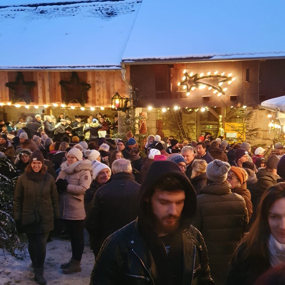 Traditioneller Adventsmarkt in Eschenbach lockt wieder