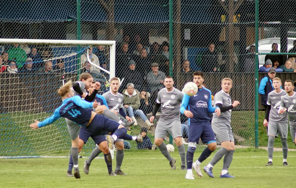 Kreisliga Nord: Spitzenreiter feiert einen nie gefährdeten Derbysieg