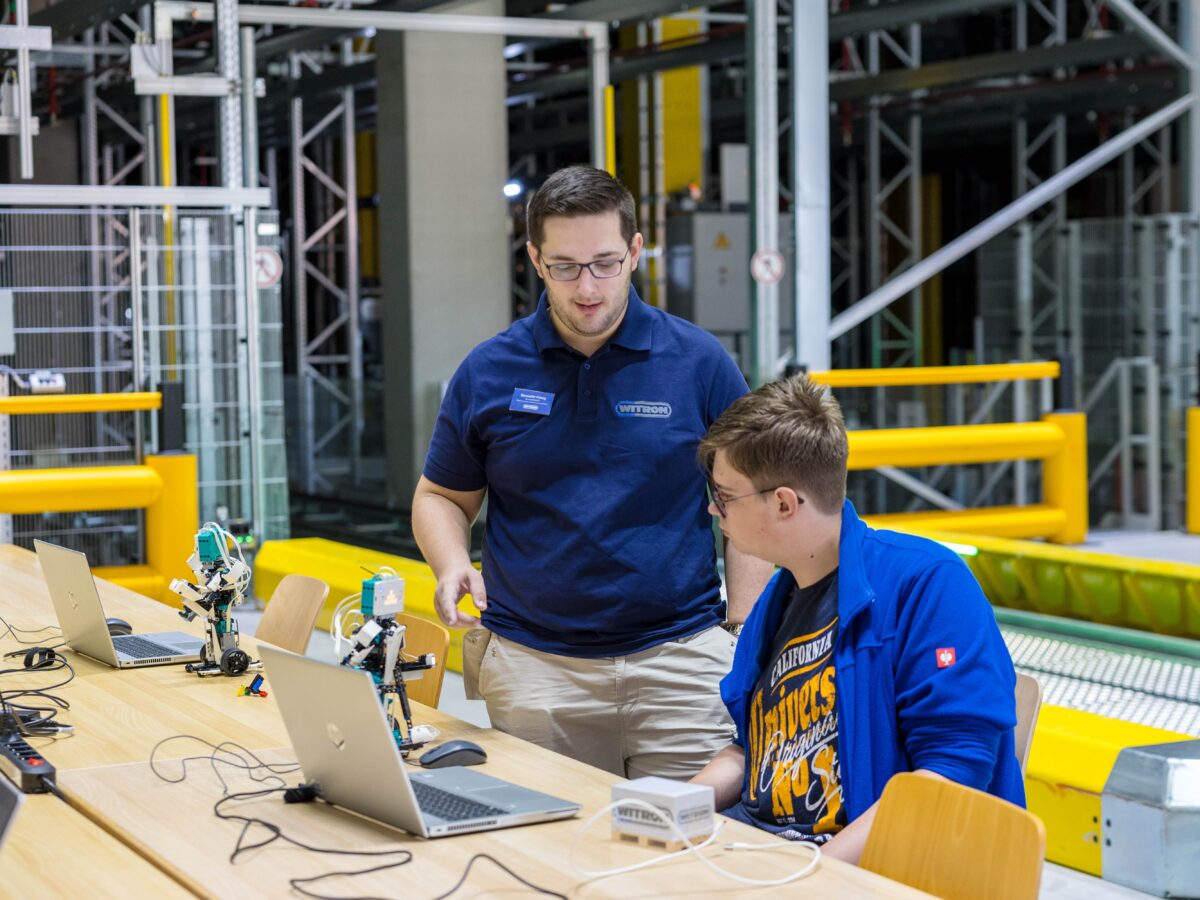 WITRON Job-Aktiv-Messe 2024 – interessante Einblicke für Auszubildende und Fachkräfte