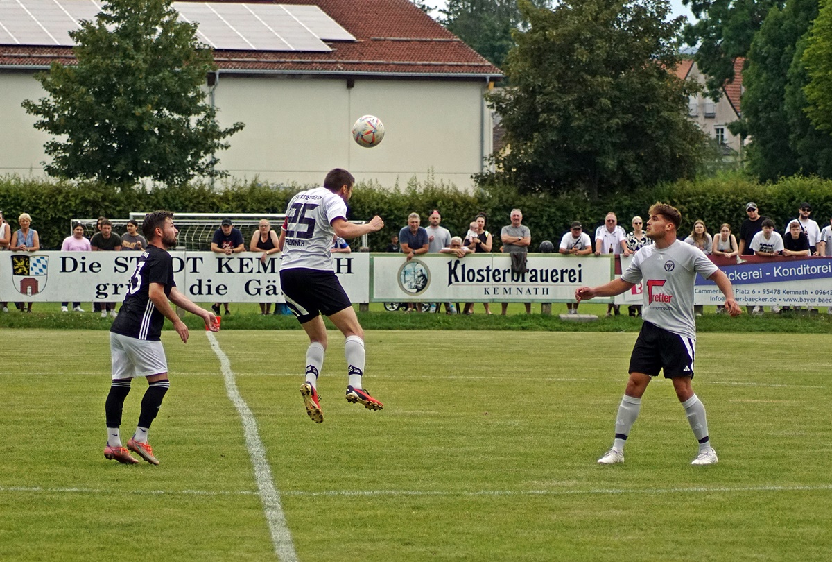 Kreisklasse West: Rückrundenstart am Freitag und mit einem spannenden Kirwaderby