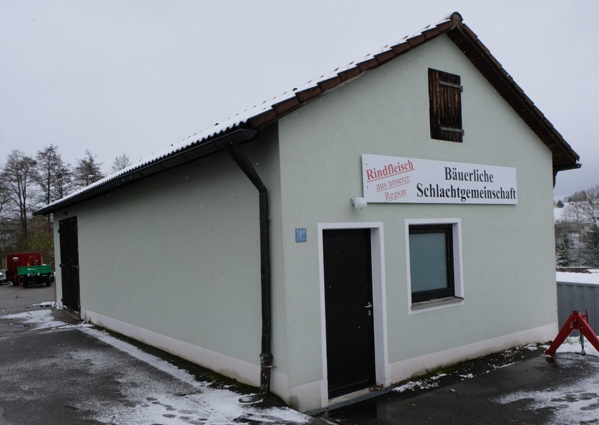 Bäuerliche Schlachtgemeinschaft in Floß bleibt aktiv