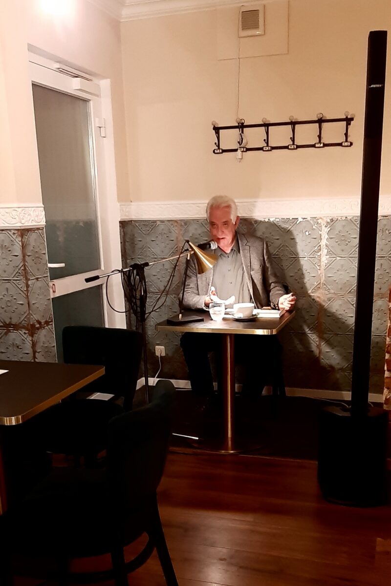 Bernhard Setzwein begeistert mit Kafka-Lesung in Pressath