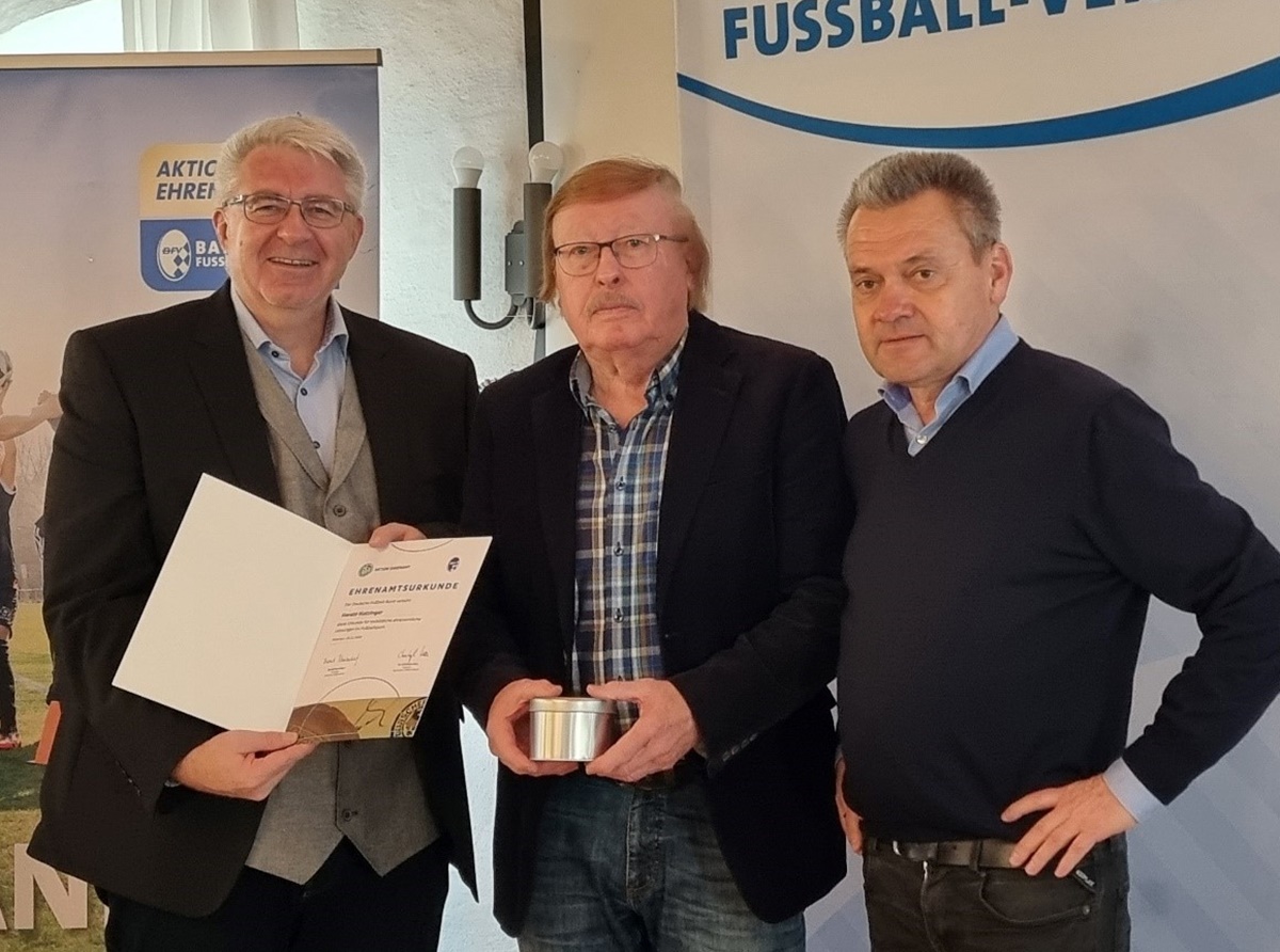 Der SV Neusorg ist stolz: Harald Holzinger mit DFB-Sonderehrung ausgezeichnet
