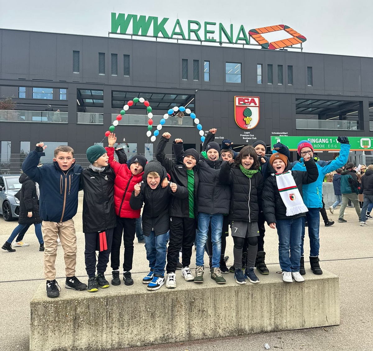 Junioren des FC Weiden-Ost beeindrucken beim FC Augsburg