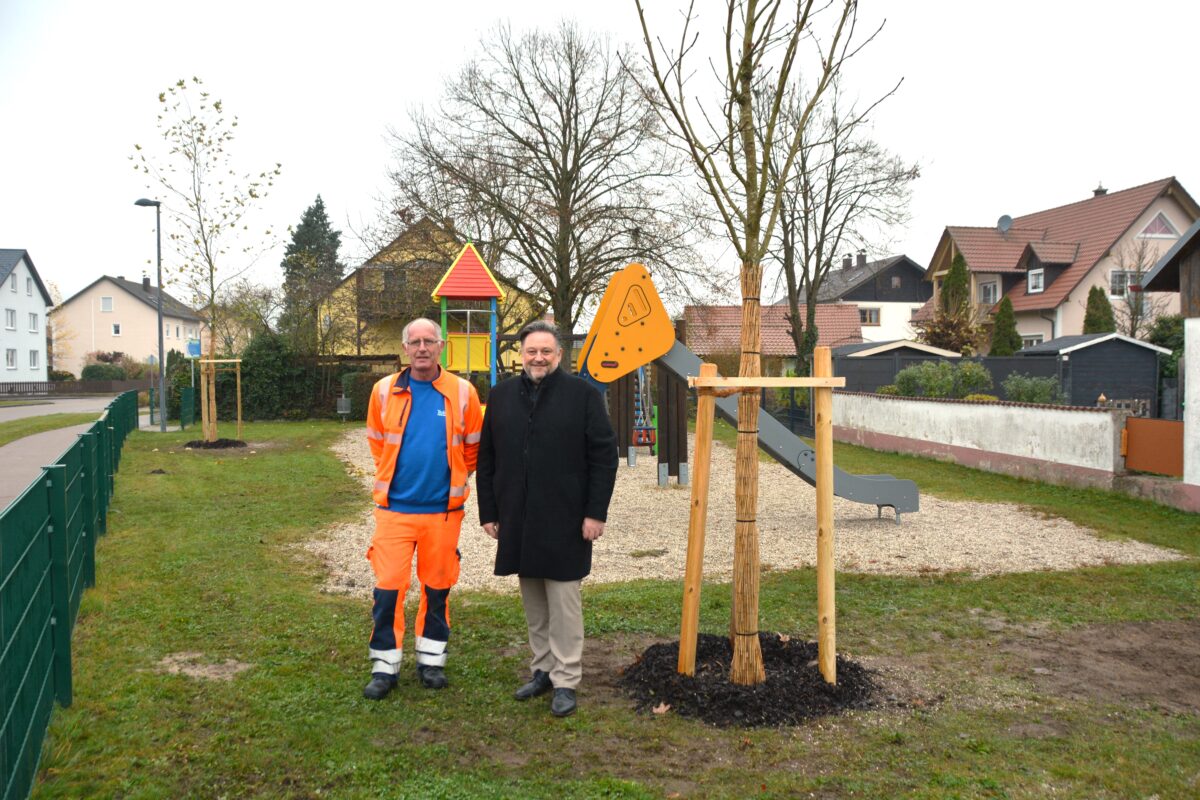 Neue Bäume für Katzdorfs Spielplatz