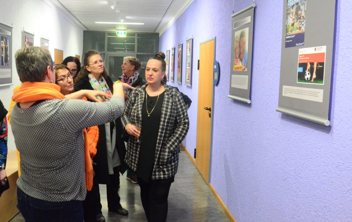 Werbebotschaften beeinflussen das Bild von Weiblichkeit und Männlichkeit