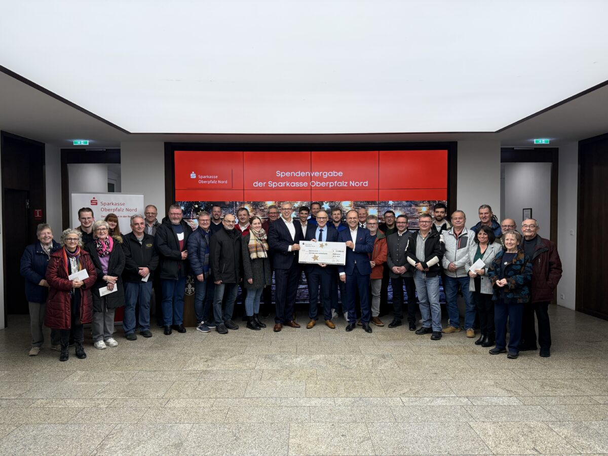 Sparkasse fördert 25 Projekte in Waldsassen mit 9700 Euro