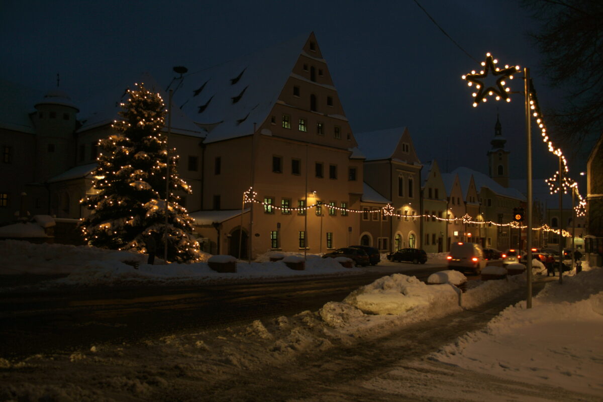 Weihnachtszauber in Neustadt/WN beginnt
