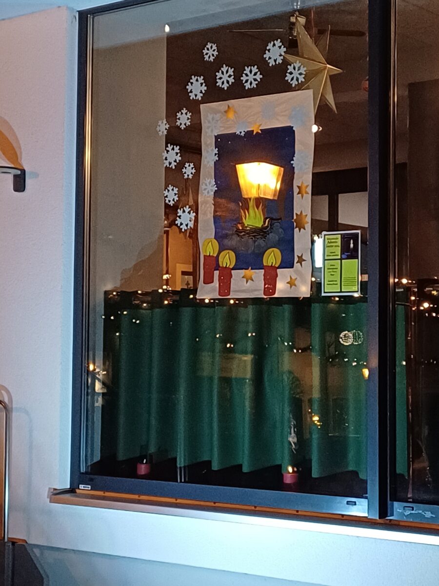 Adventsfenster erstrahlen in Vohenstrauss