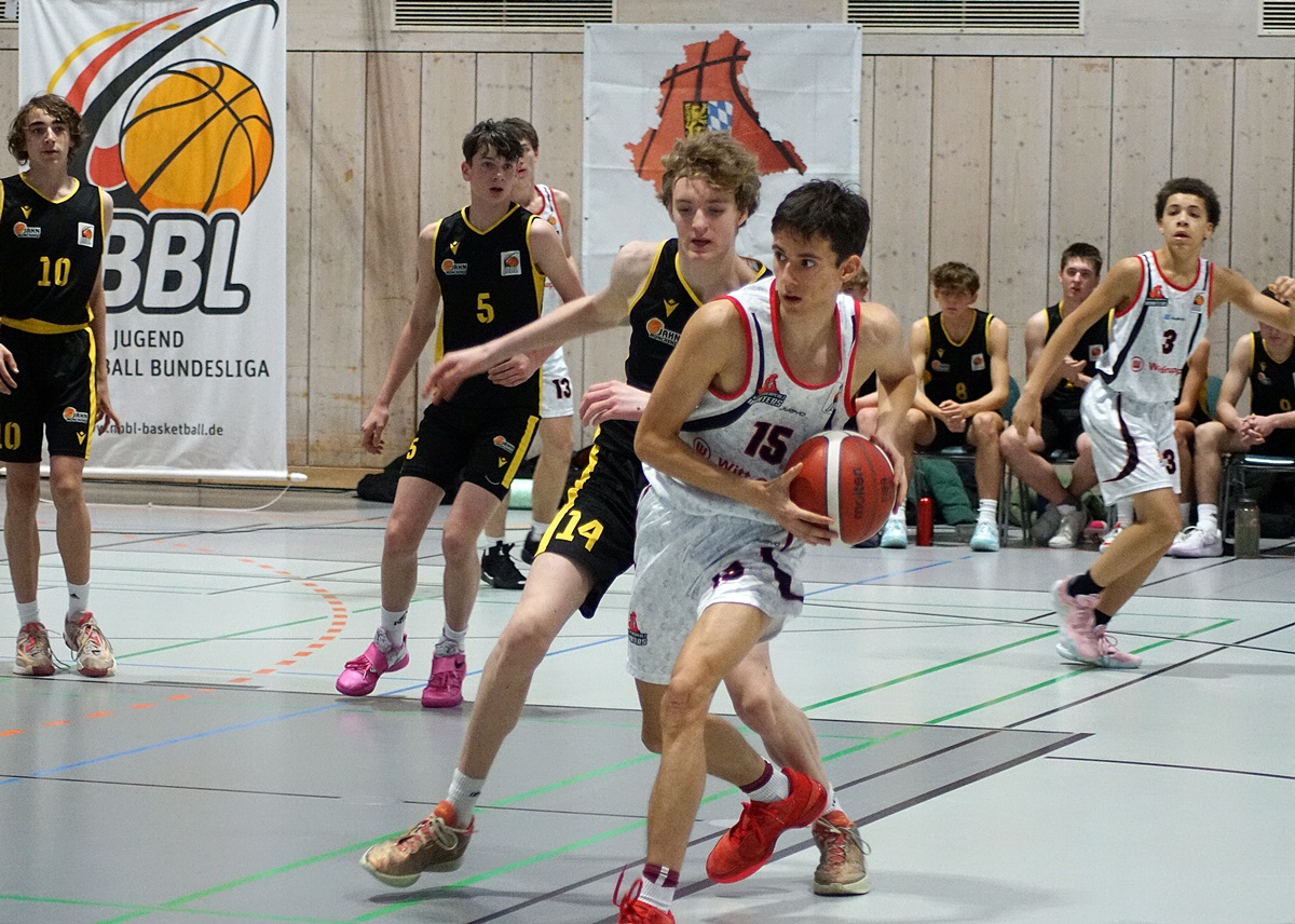 Jugend-Basketball-Bundesliga: Stark ersatzgeschwächte Hunters verlieren Heimspiel