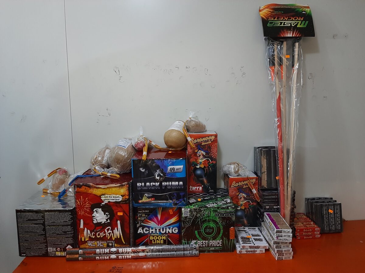 Erfolgreiche Grenzkontrollen – 74 Kilo Feuerwerk beschlagnahmt