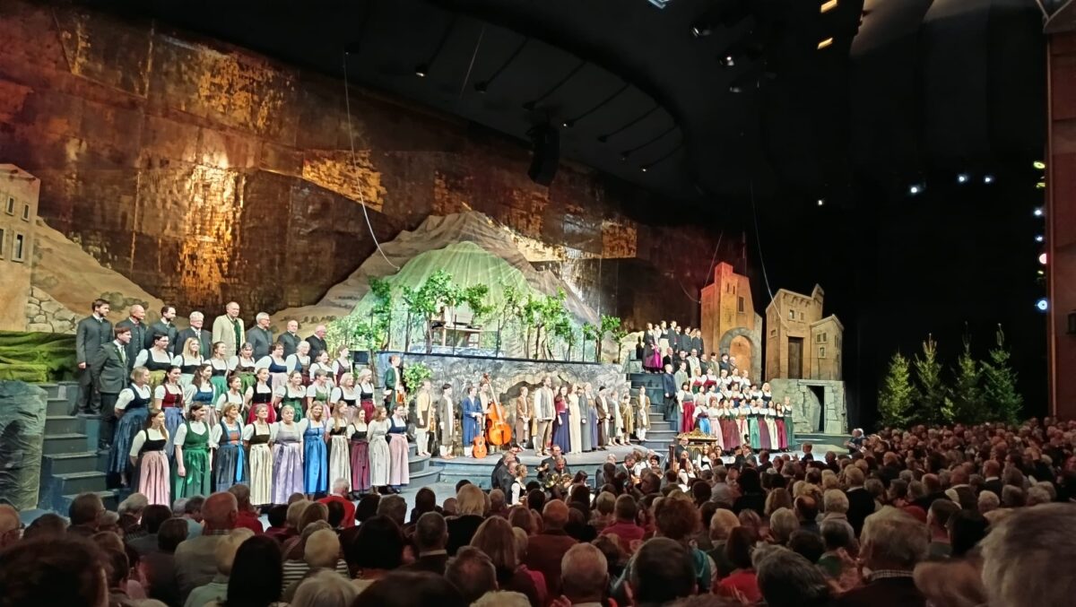 „Glaube, Hoffnung, Liebe“ beim Salzburger Adventsingen