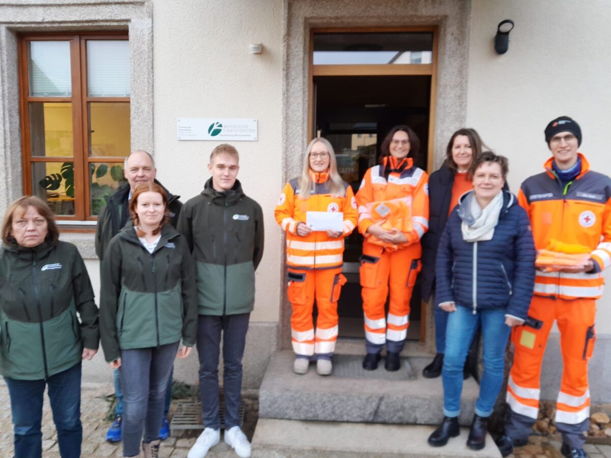 Forstbetrieb Flossenbürg spendet für Einsatzfahrzeug