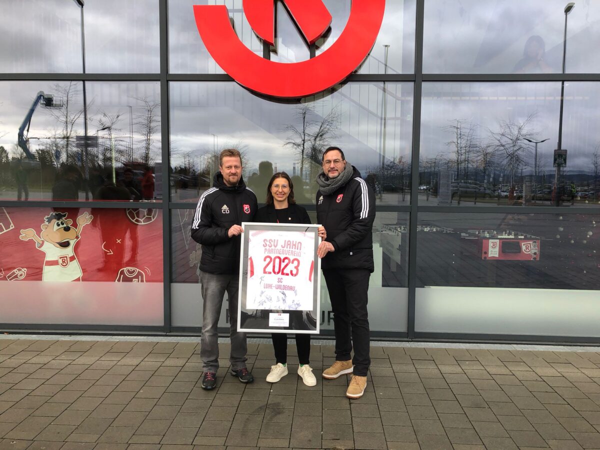 SC Luhe Wildenau und SSV Jahn Regensburg: Offizielle Partnerschaft gefeiert