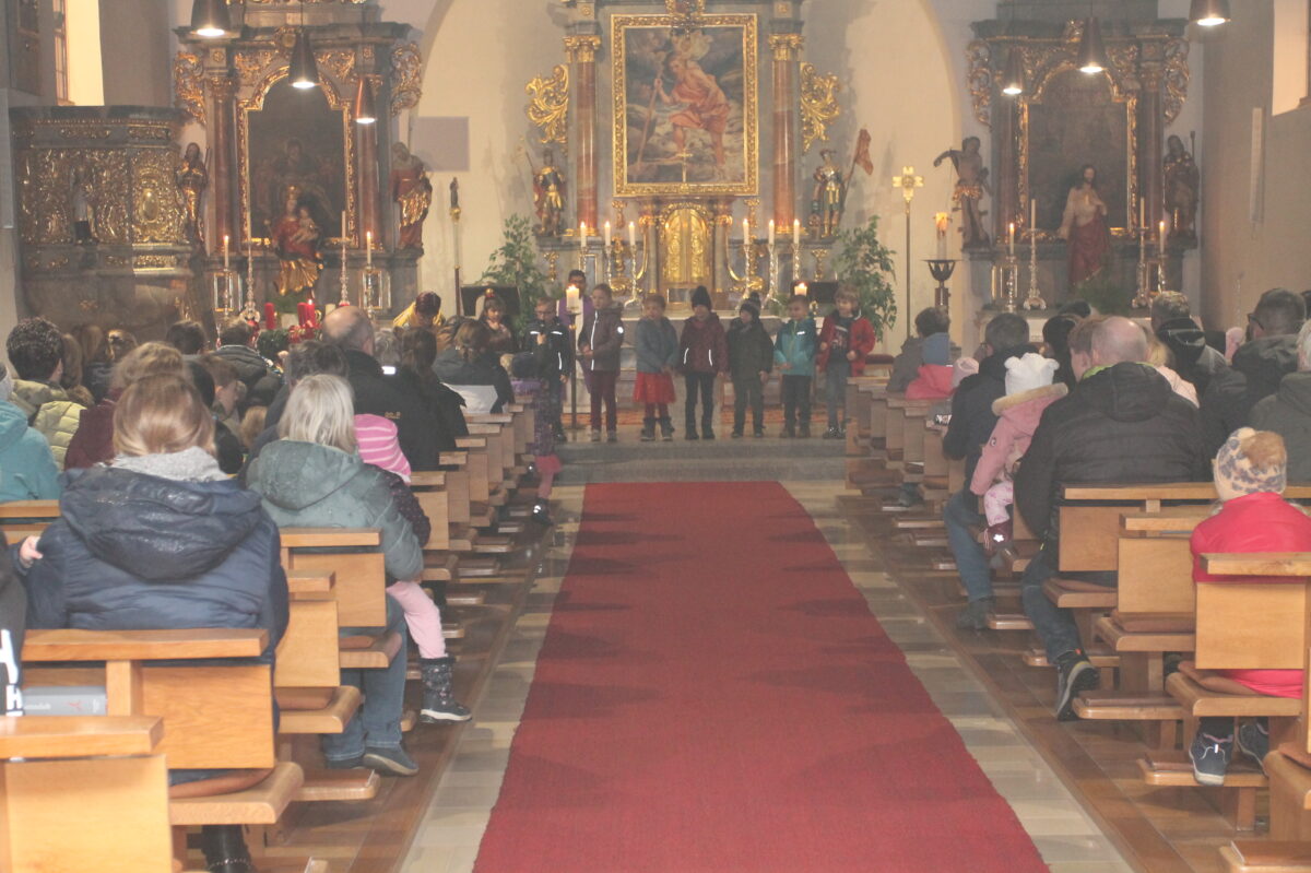 Kinderhaus feiert Nächstenliebe zur Nikolauszeit