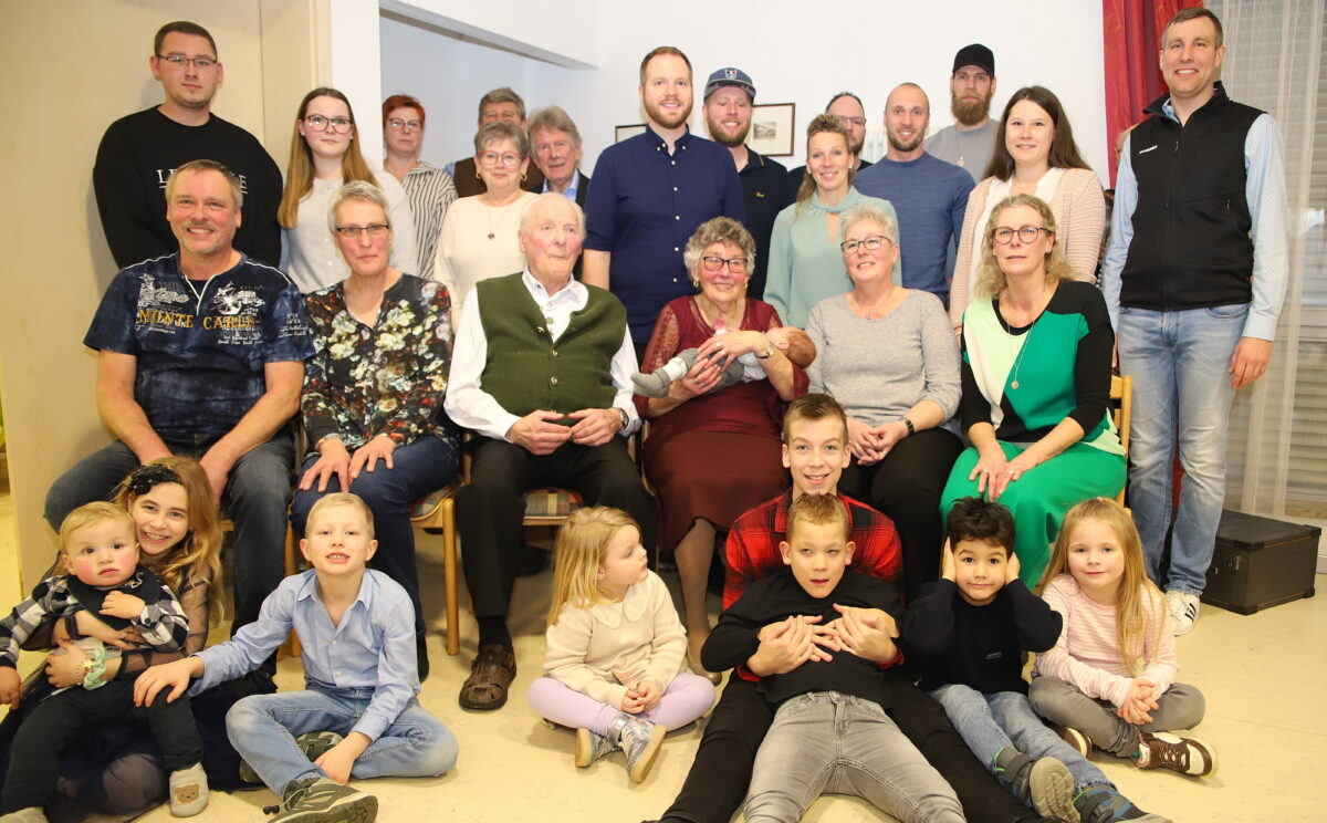 Marga Böhm feiert 85. Geburtstag mit ihrer Großfamilie