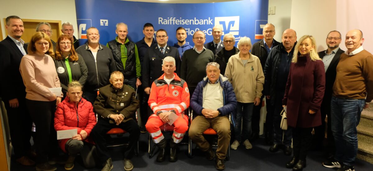 Flosser Raiffeisenbank spendet an Vereine