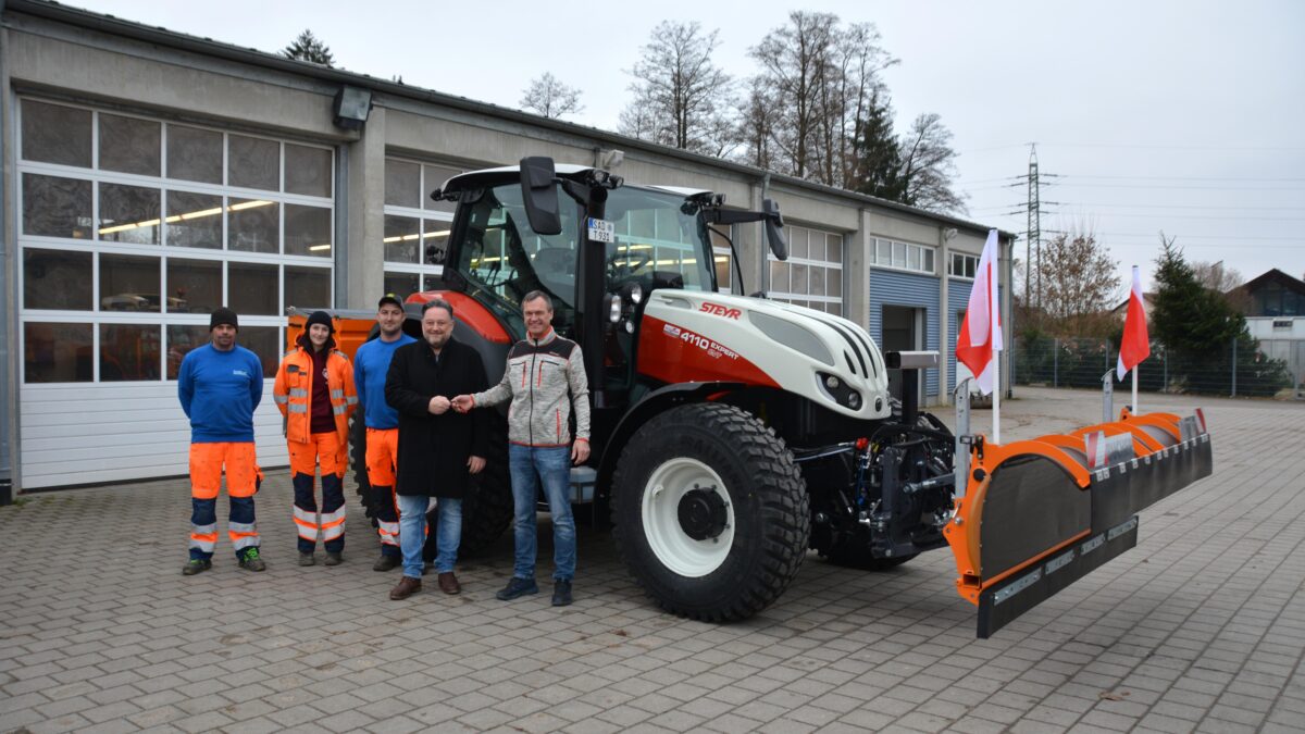 Neuer Traktor für Teublitzer Bauhof