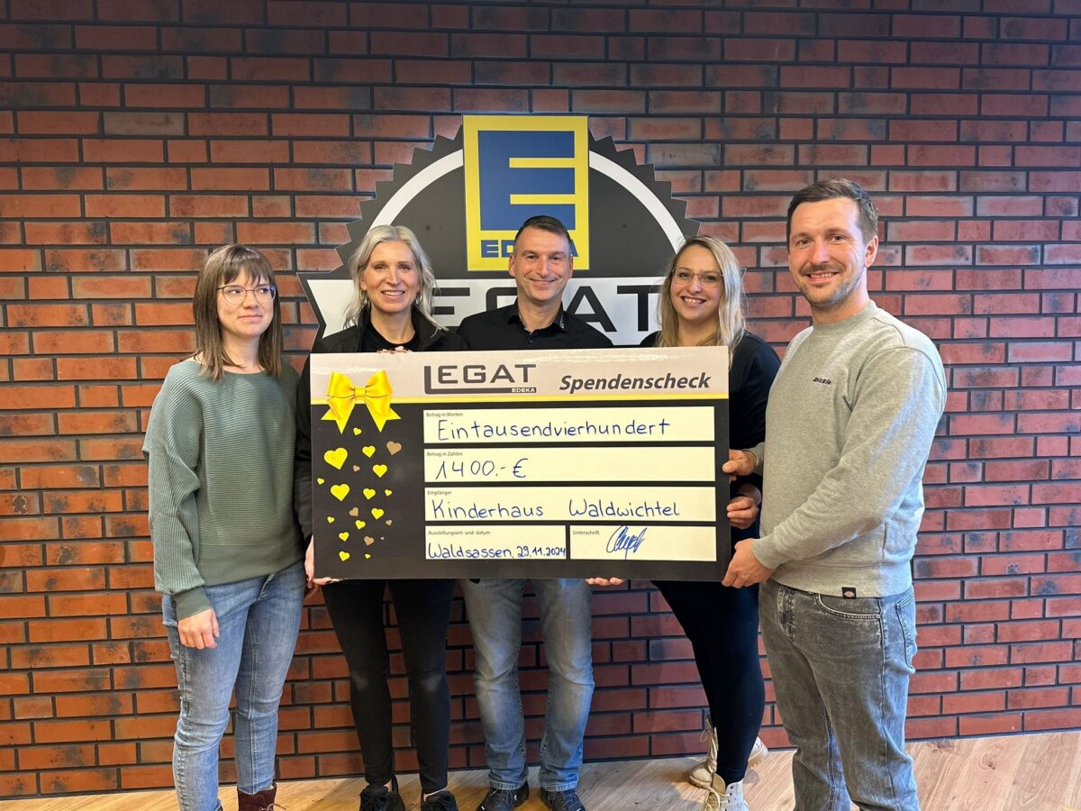 Waldwichtel freuen sich über 1.400 Euro von Edeka