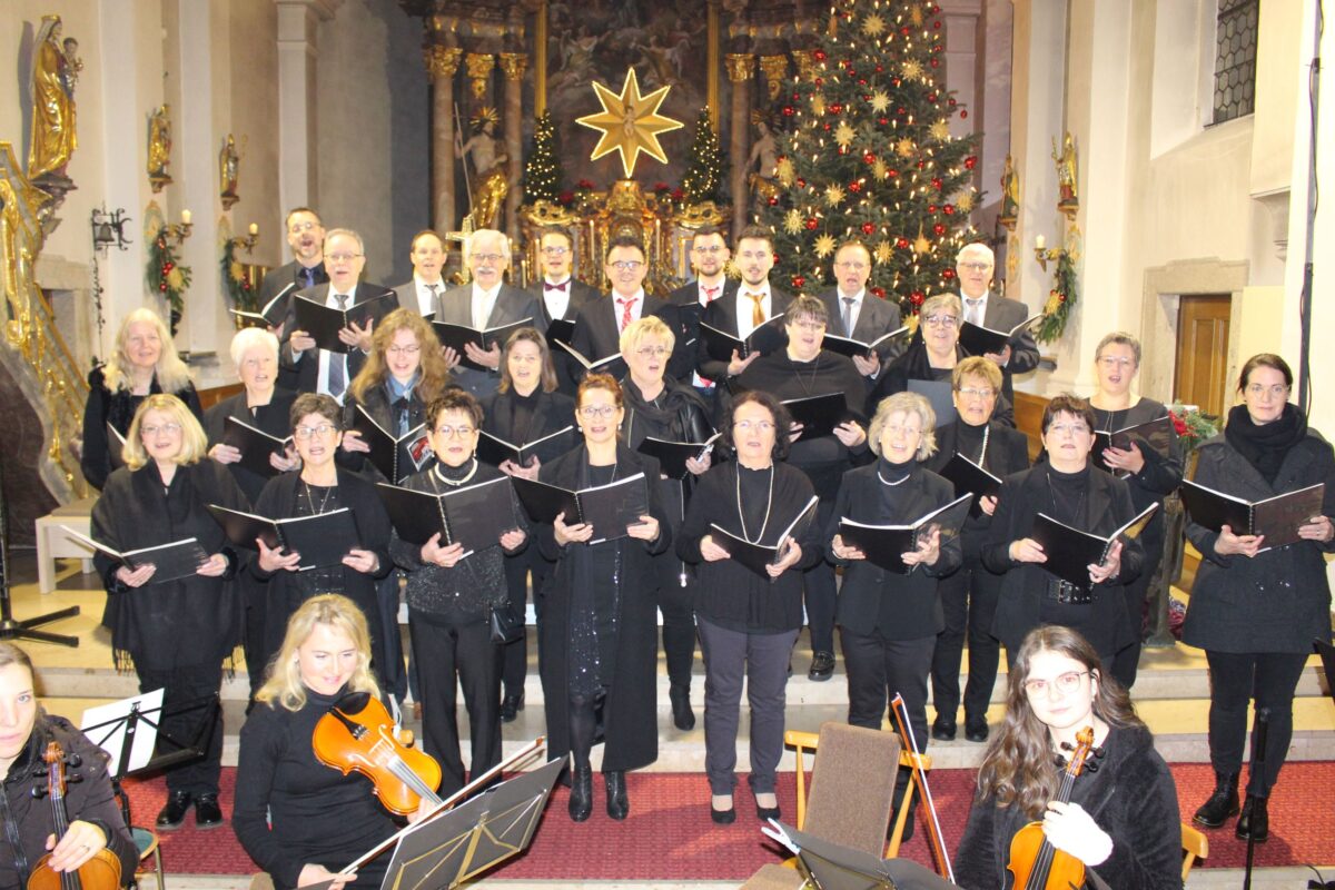 Weihnachtskonzert in Erbendorf lockt mit Klassikern