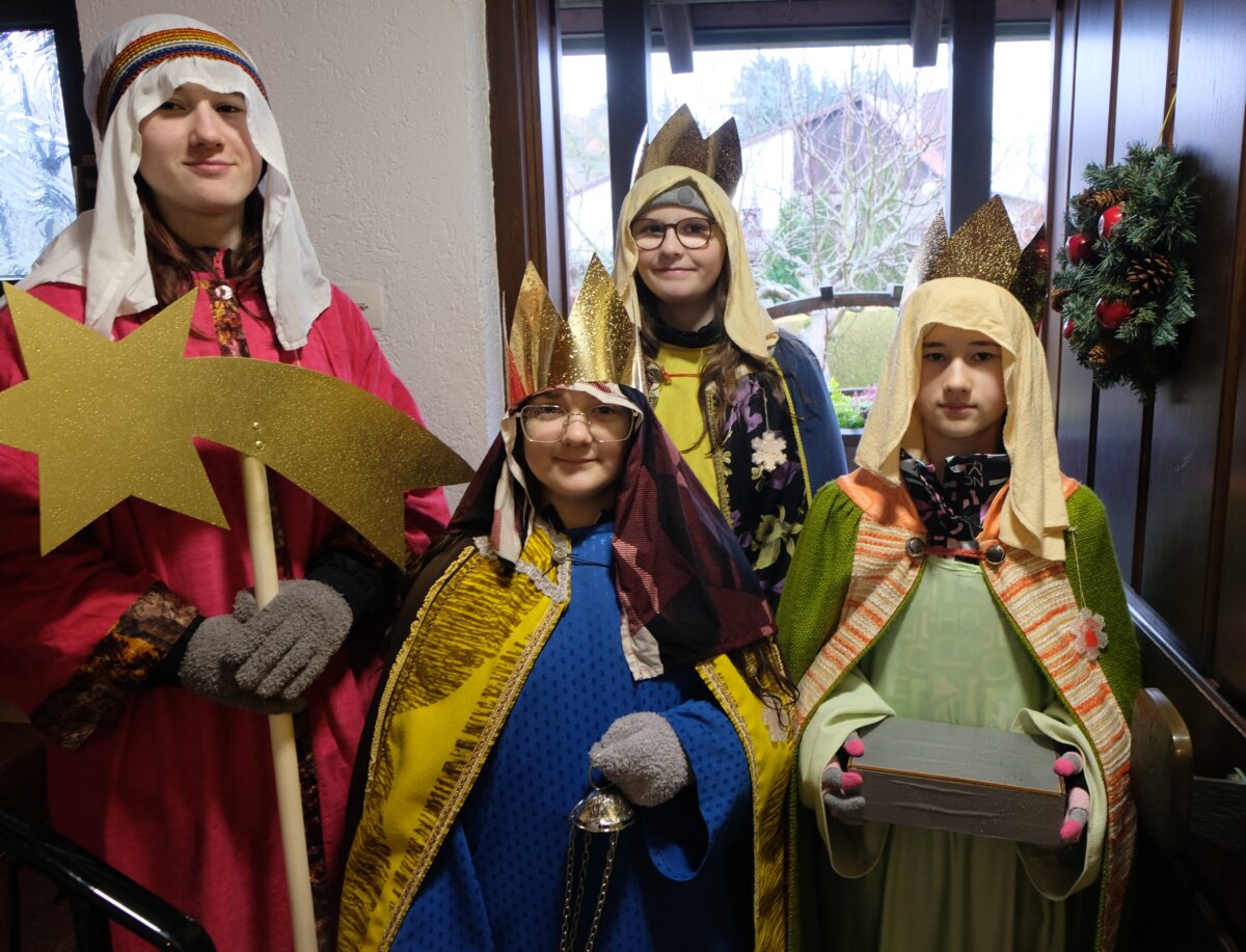 Sternsinger sammeln in Floß 7.629 Euro für Kinderrechte