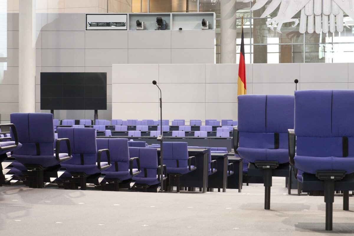 Kontroverse Bundestagsabstimmung zur Asylpolitik