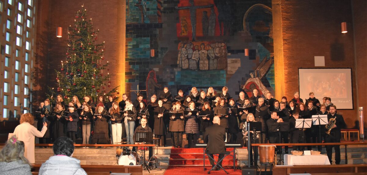 Faszinierender Chorklang und festliche Instrumentalmusik