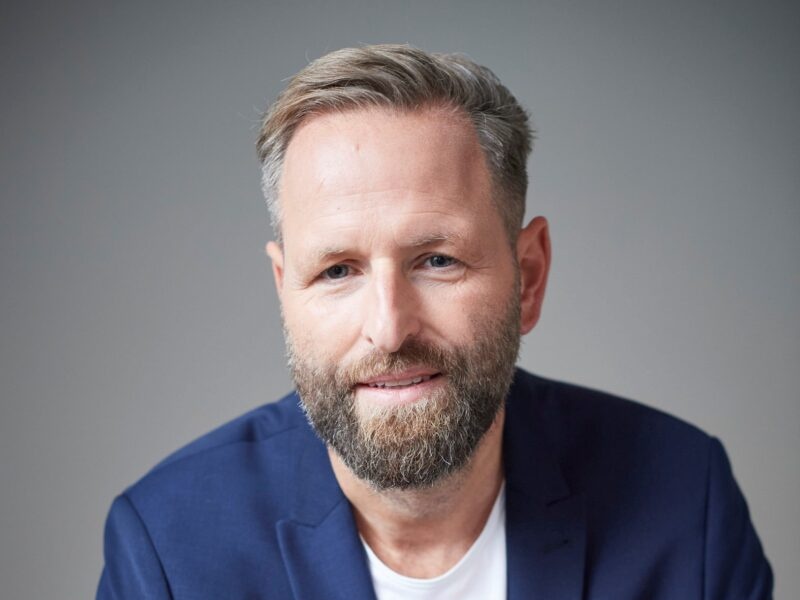 Betrugsprozess gegen Immobilienmakler: TV-Anwalt Stephan Lucas steigt als Verteidiger ein