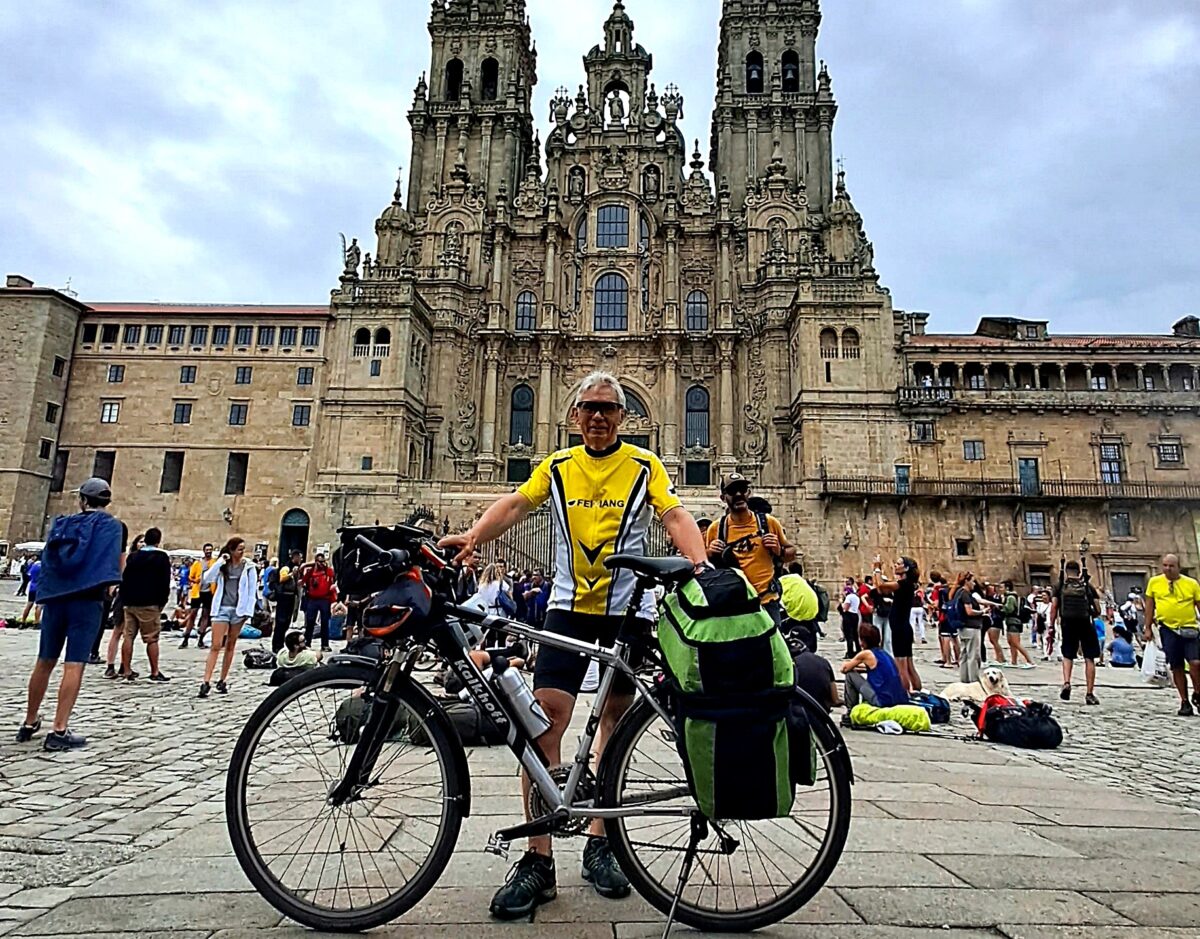 Von Schirmitz nach Santiago: Karl Balks Pilgerreise per Rad