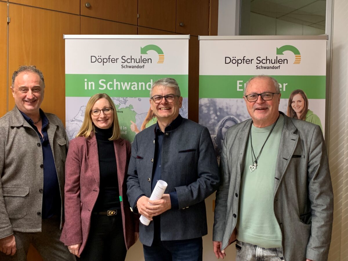 MdL Scharf fördert Demokratieverständnis in Schwandorf
