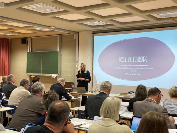 Oberpfälzer Gymnasialdirektoren tagen in Weiden