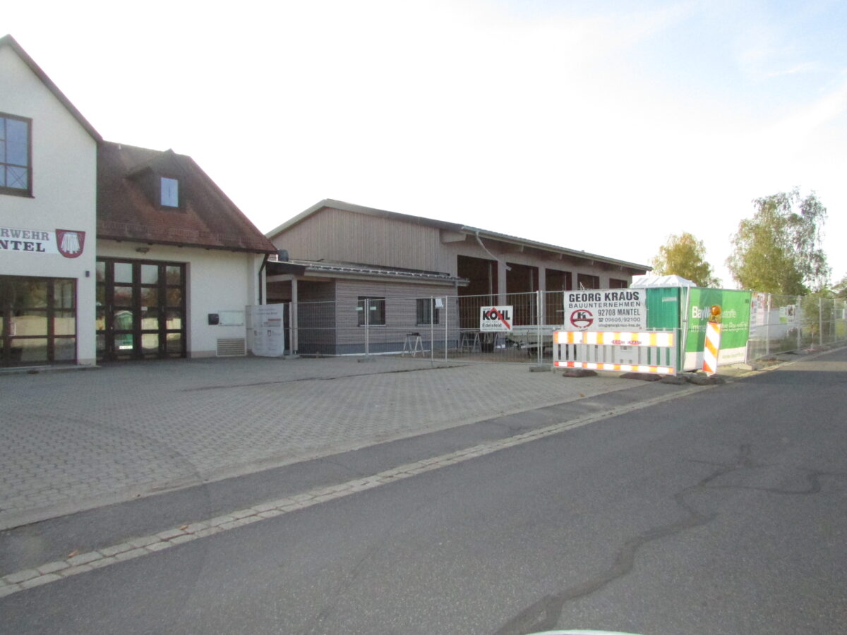 Marktrat Mantel: Entscheid zu Feuerwehr-Außenanlagen vertagt