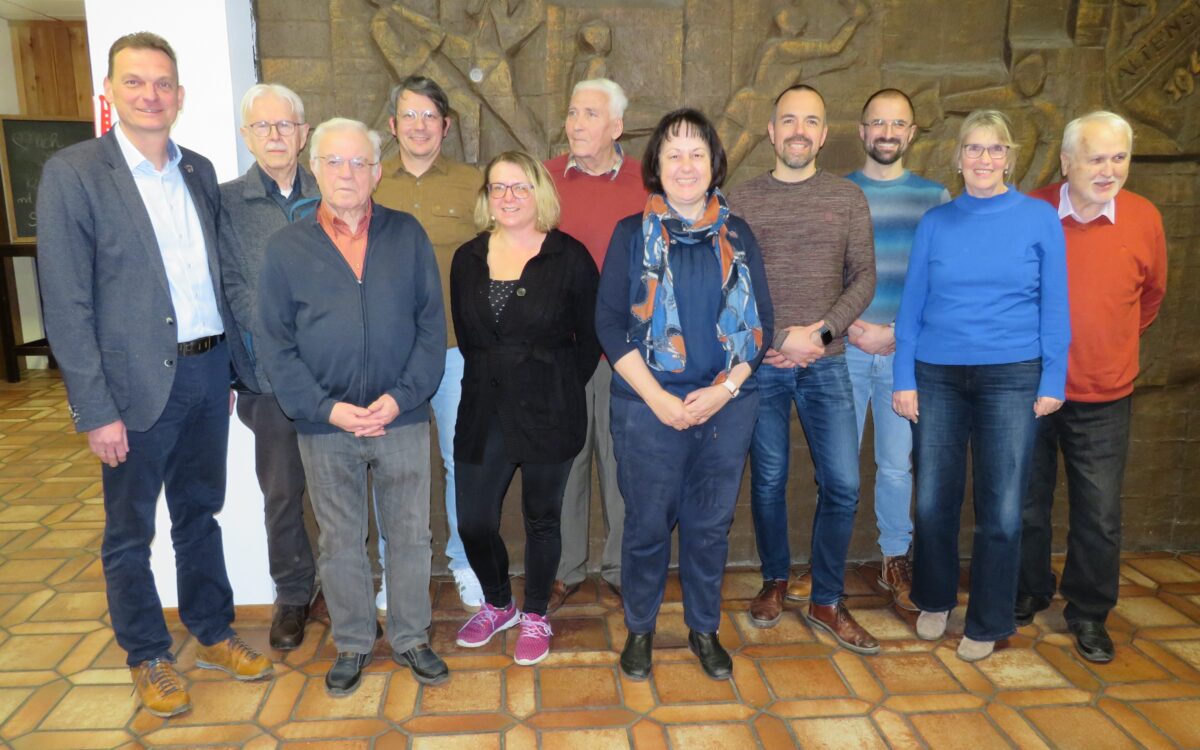 Heimatverein: Thomas Hösl bleibt Vorsitzender