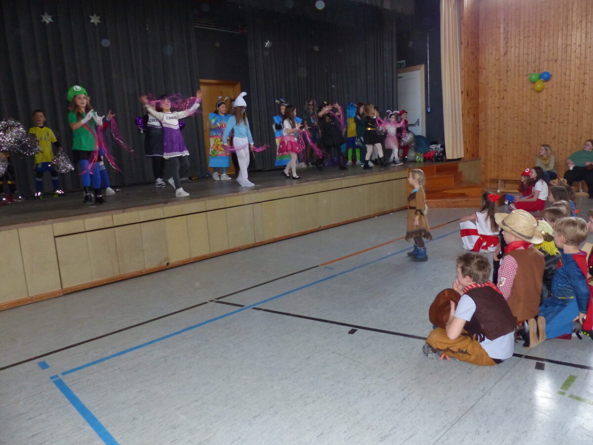 Kinderfasching 2025 in Leuchtenberg voller Spaß