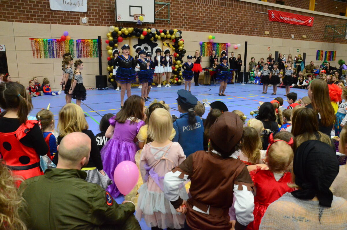 Über 1000 Gäste beim Kinderfasching von „Dance Unlimited“