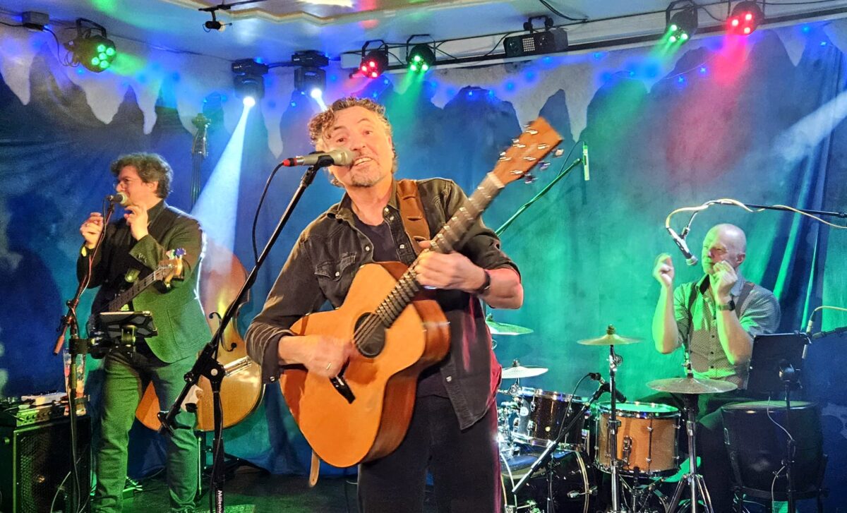 Richie Necker & Friends auf der „Live Stage“