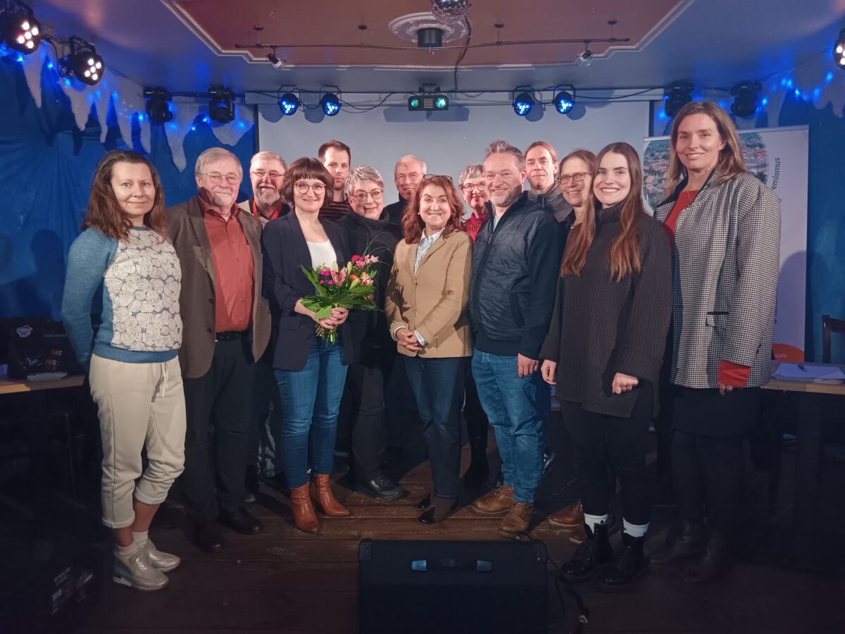 Weiden zeigt Farbe gegen Rassismus und für Demokratie