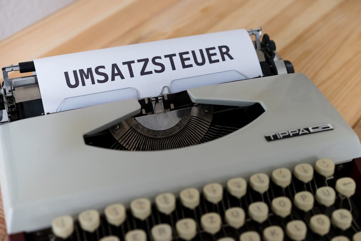 Volkshochschulen schlagen Alarm: Steuerpflicht fördert Schmalspur-Bildung