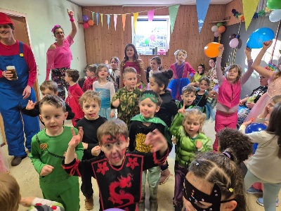FC Kaltenbrunn: Ausgelassener Fasching für alle Generationen