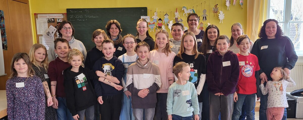 Kinder feiern Weltgebetstag mit Kultur der Cookinseln