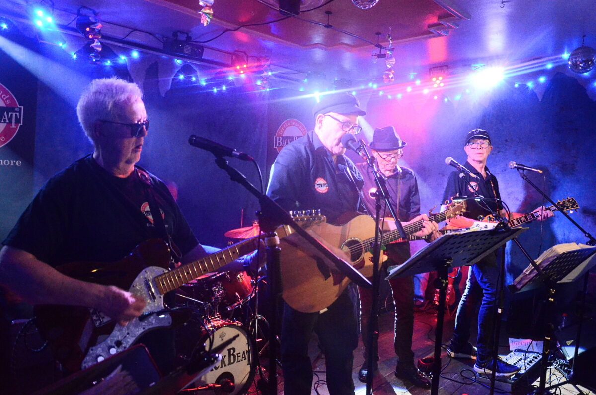 „Back Beat“ auf der „Live Stage“