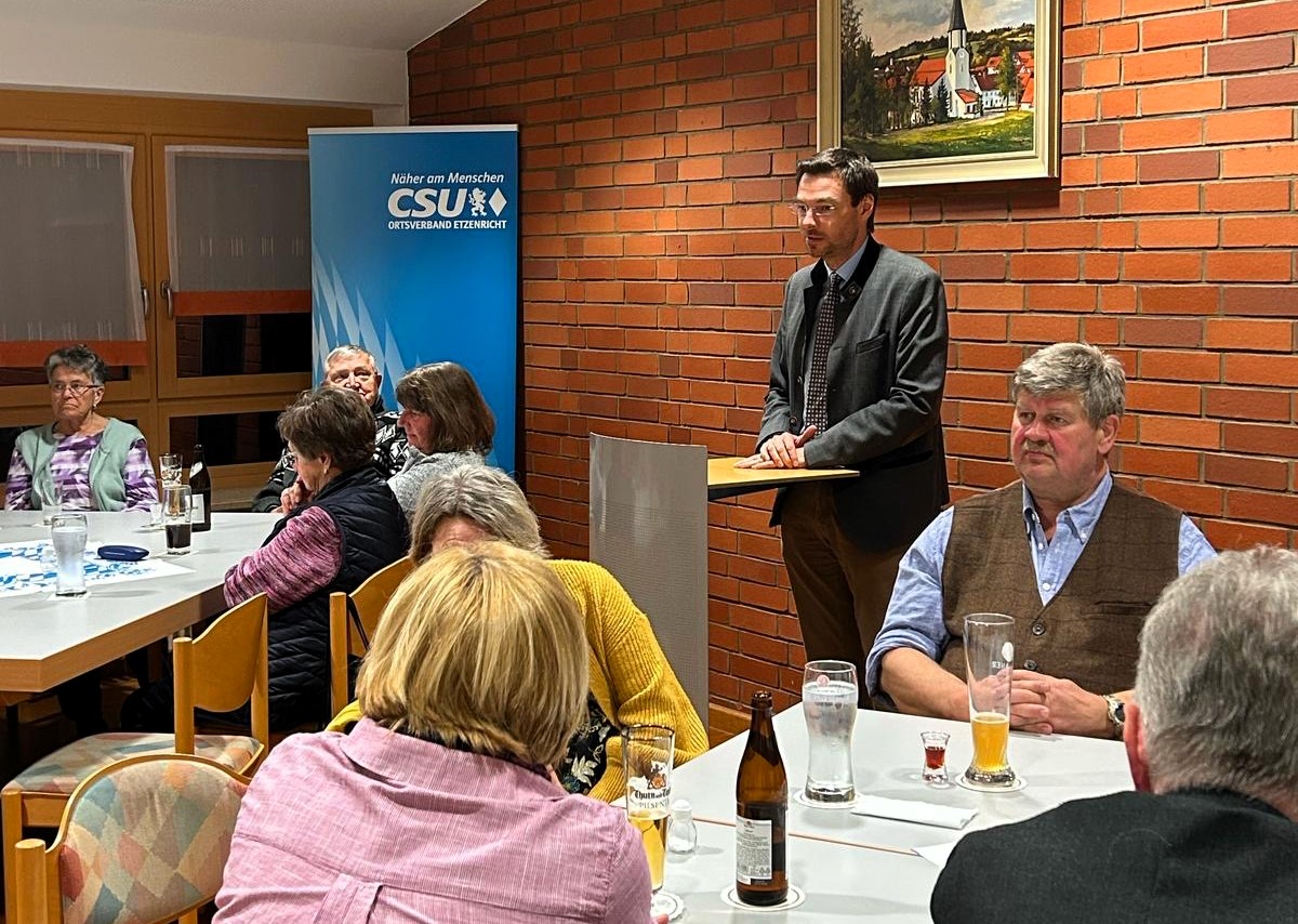 Fischessen mit politischer Würze