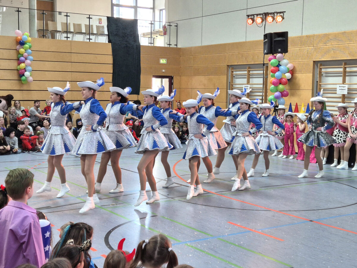 Fröhlicher Kinderfasching in Maxhütte-Haidhof