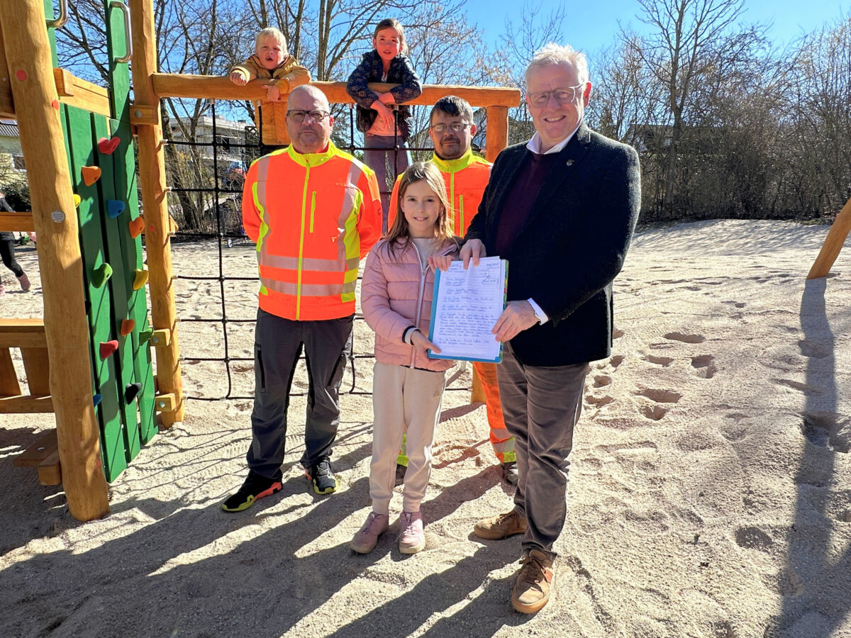 Kreith freut sich über modernisierten Spielplatz