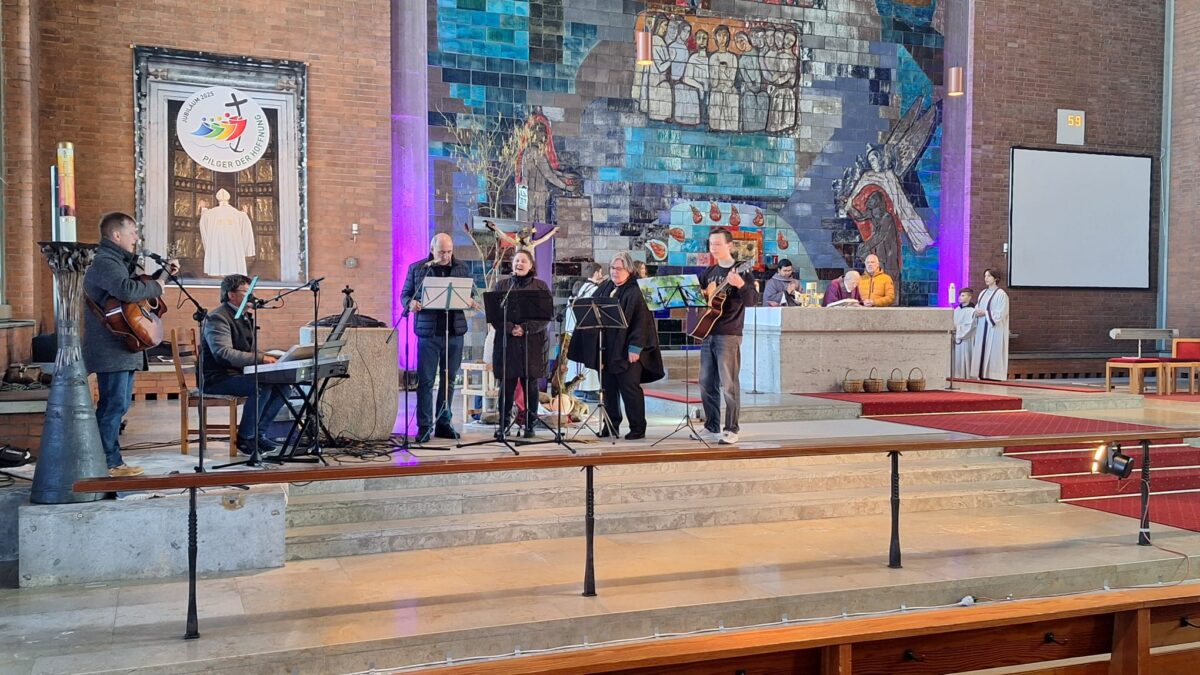 Musikalischer Gottesdienst berührt Herzen in Grafenwöhr