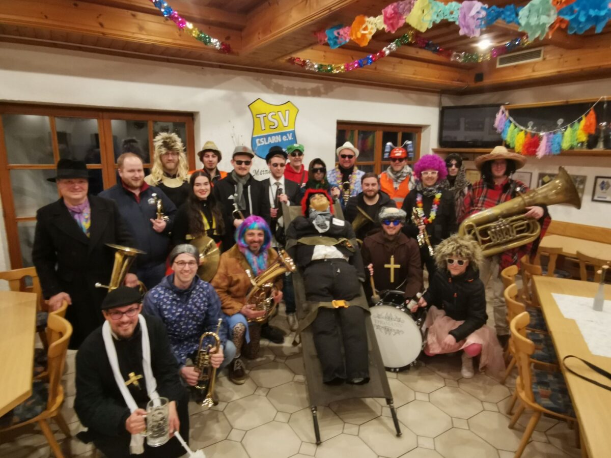 Eslarner „Fosnd-Agrom“ begeistert mit Tradition und Musik
