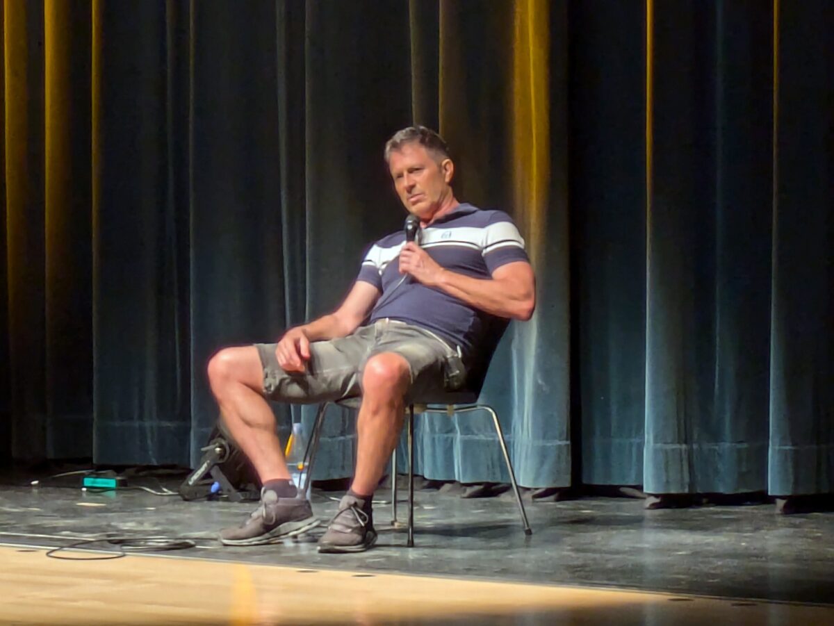 „Wenn nicht wann dann jetzt“ – Kabarettist Rolf Miller brilliert in Max-Reger-Halle