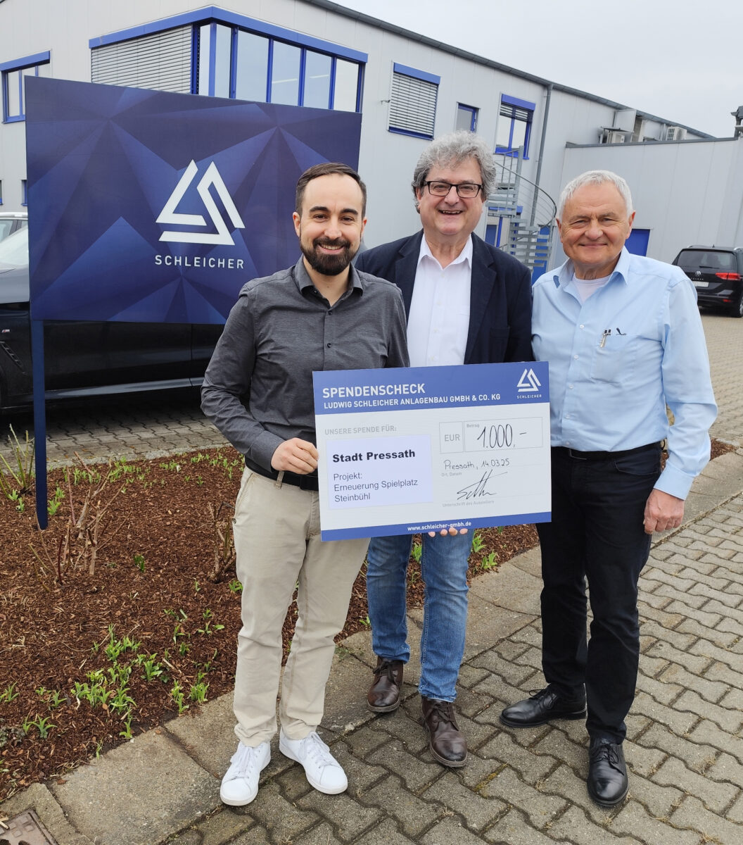 Schleicher GmbH fördert Pressather Spielplatzerneuerung
