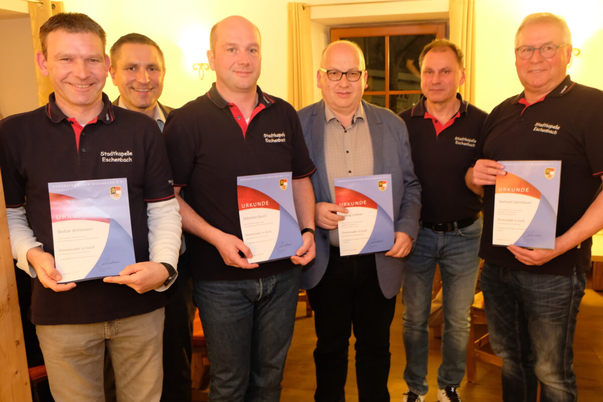 Stadtkapelle Eschenbach feiert mit Ehrungen und Neuwahlen