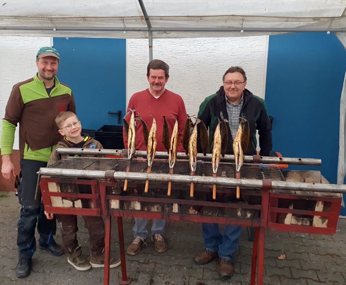 Makrelenessen des SC Schwarzenbach – Ein voller Erfolg